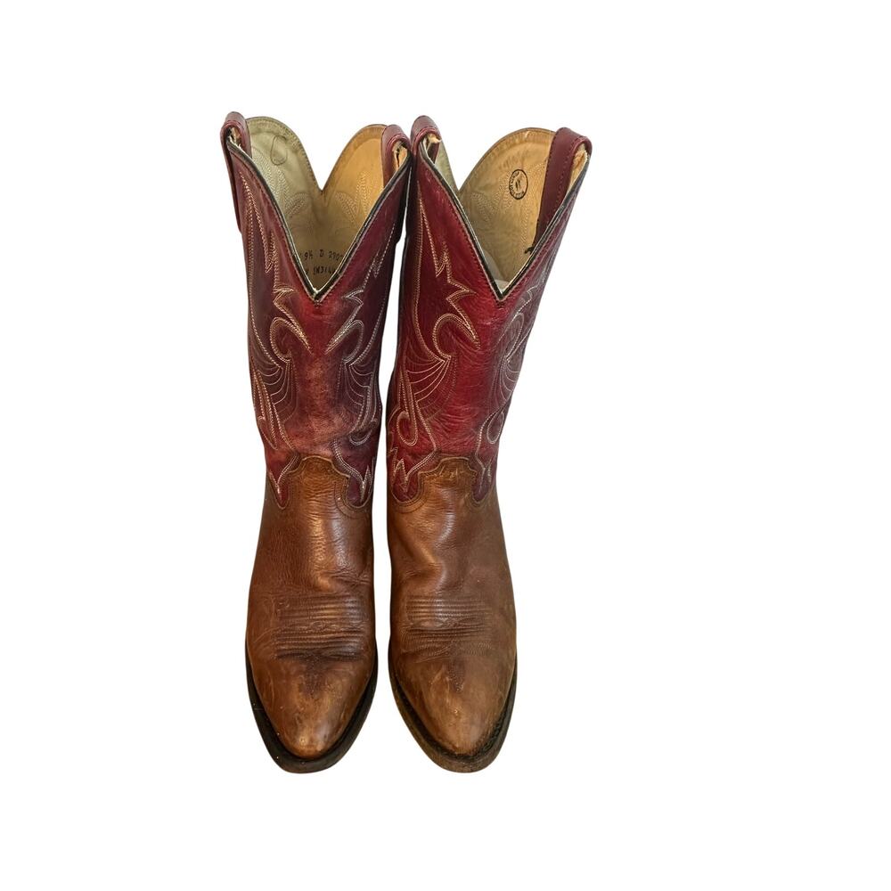 vintage Justin boots Men's size 9 1/2 and a model number red and brown leather